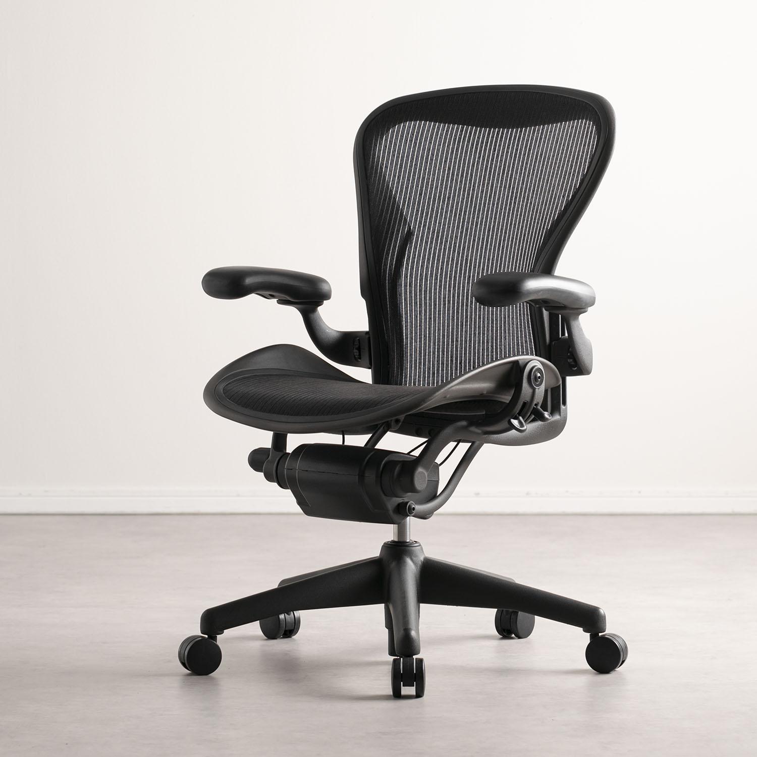 HermanMiller アーロンチェア クラシック ランバーサポート フル装備モデル HermanMiller /  ハーマンミラーのレンタル・サブスク：CLAS